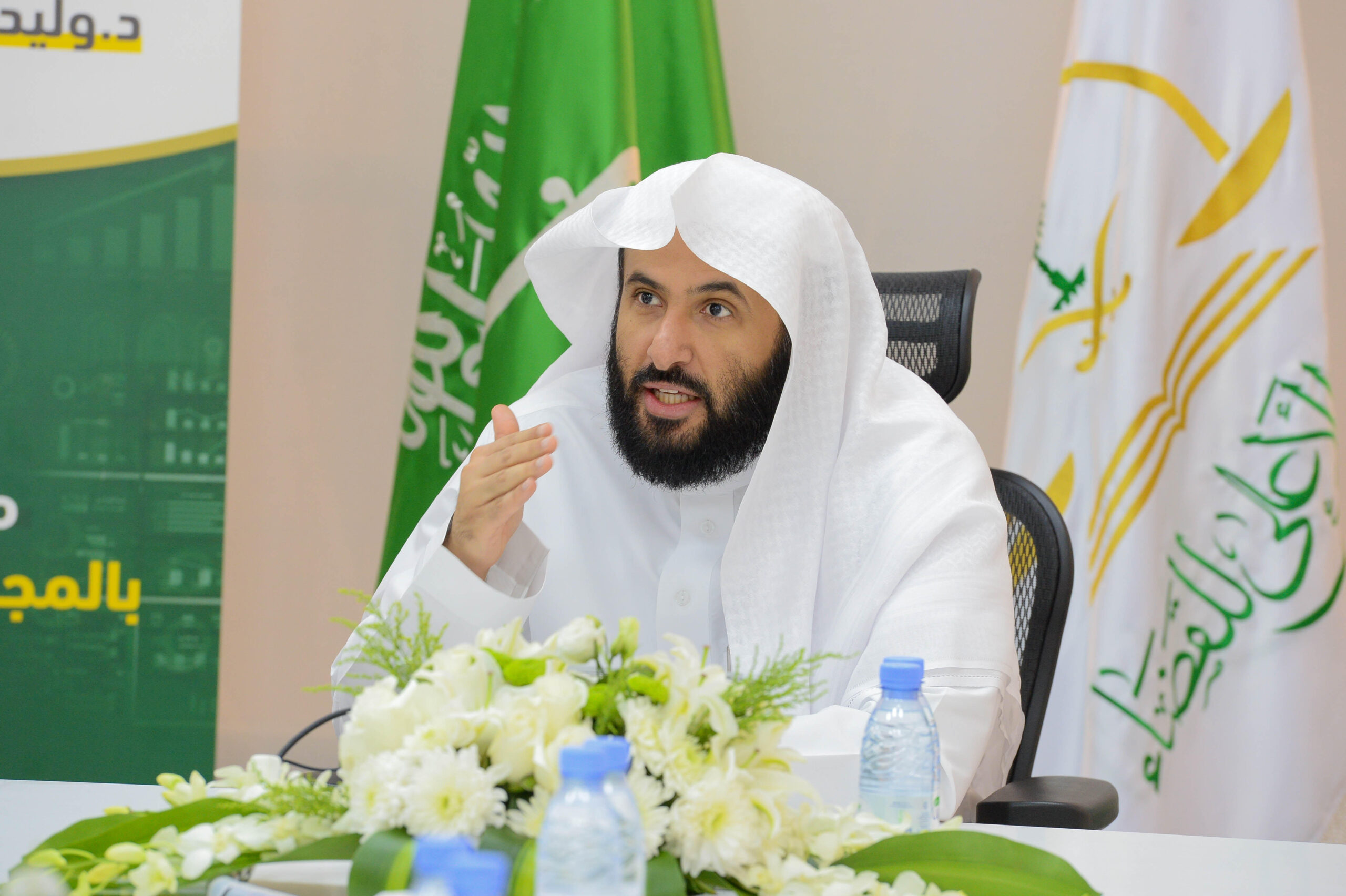 وزير العدل يشدد على ضرورة اتخاذ الإجراءات اللازمة للتحقق من الشكاوى ضد أعضاء المحاكم