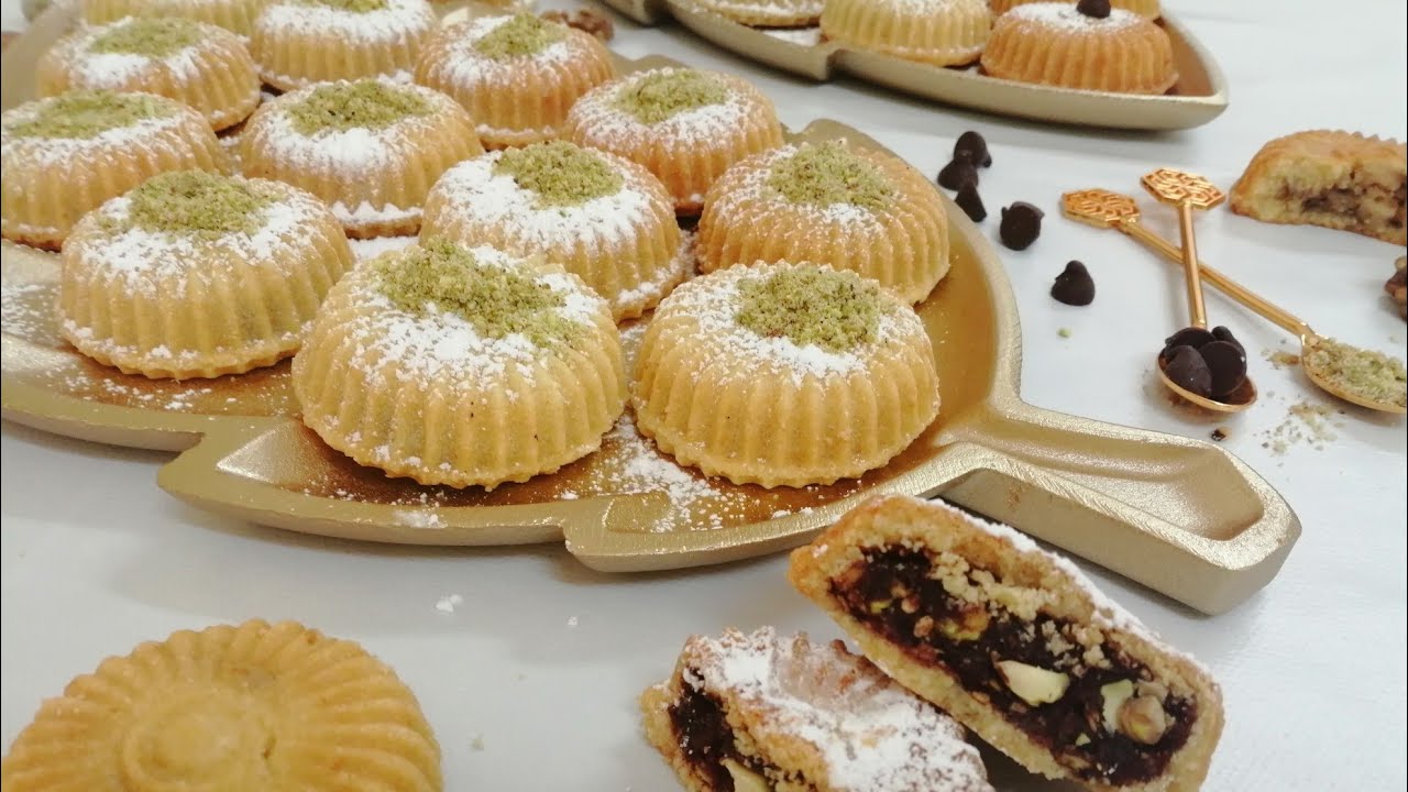 أجمل مخبوزات العيد معمول السميد بحشوة التمر اللذيذة بمعايير مضبوطة أحلى من الجاهز