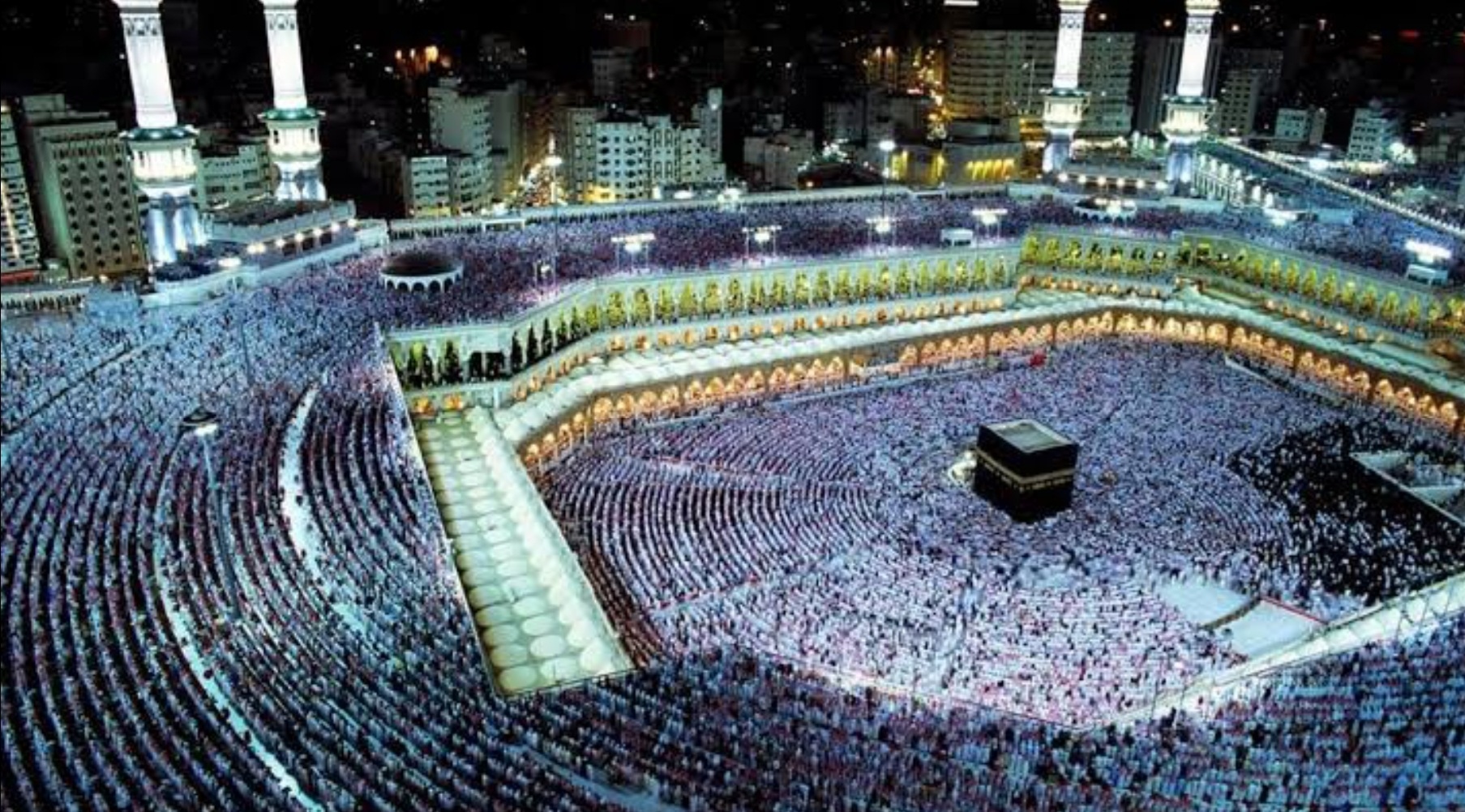 دعاء ليلة القدر المأثور.. جدول صلاة التهجد في الحرم المكي 1445 وأدعية العشر الأواخر من شهر رمضان مكتوبة