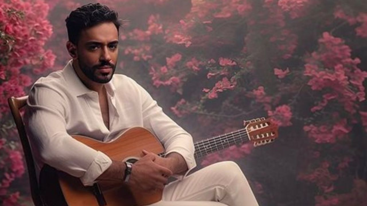 بعد تصدر ألبوم خليني أشوفك قوائم أفضل أغاني العام رامي جمال يشارك متابعيه نجاحه