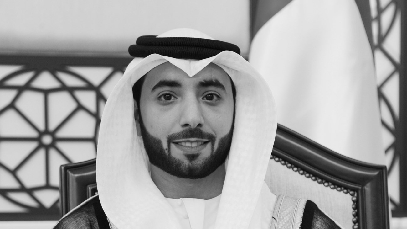 من هو الشيخ هزاع بن سلطان بن زايد آل نهيان الذي تُوفي اليوم؟