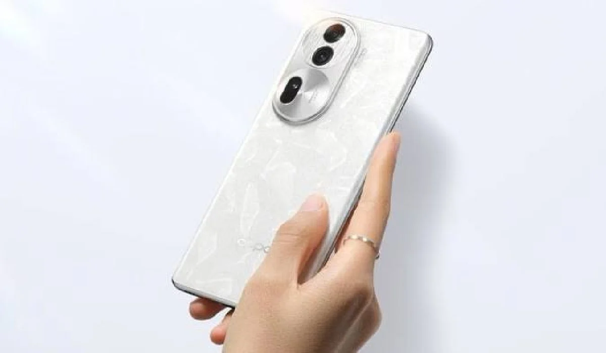 بعد الإعلان عن Oppo Reno 12.. مقارنة شاملة بين هاتف Oppo Reno12 Pro وهاتف Oppo Reno11