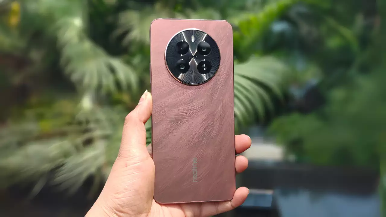 Realme p1