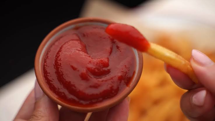 طريقة عمل بديل كاتشب هاينز في المنزل بنفس القوام