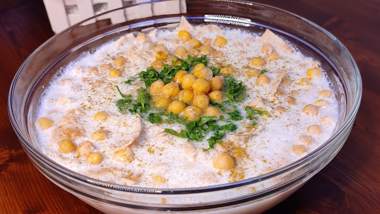 طريقة عمل فتة حمص بالزيت