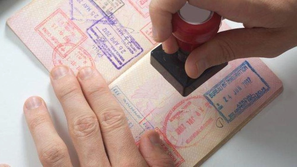 التقديم على الإقامة الزرقاء