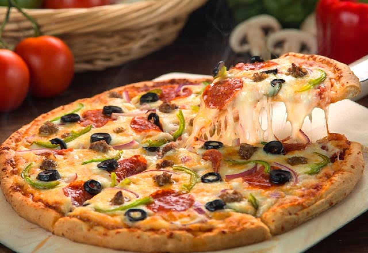 بيتزا طاسة في 10 دقائق