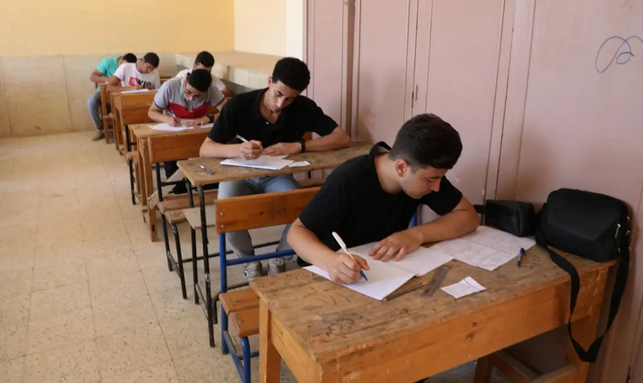 موعد تسليم أرقام الجلوس لطلاب الدبلومات الفنية