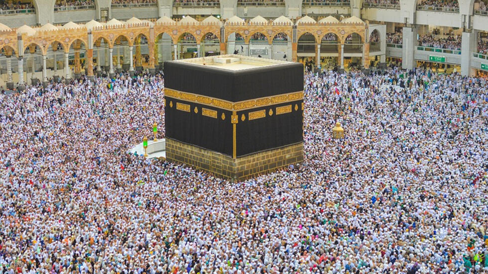 حجاج الجمعيات الأهلية