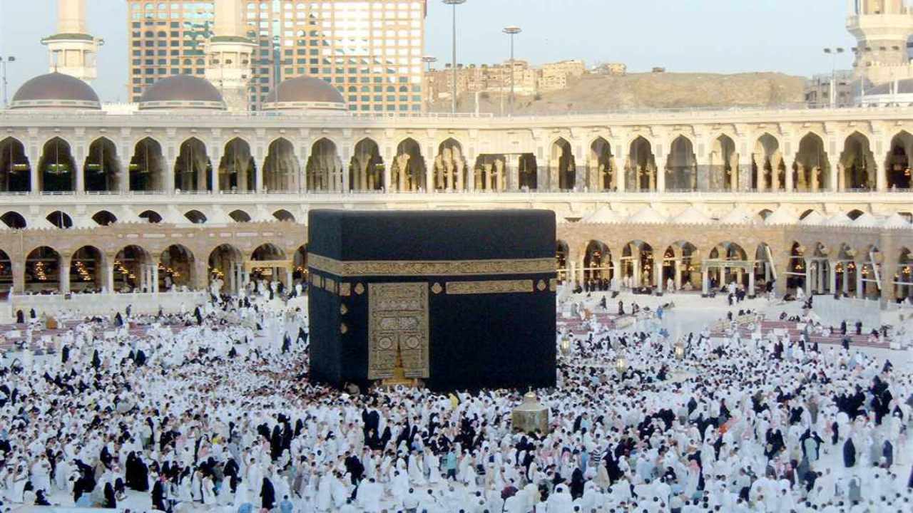 حجز تصاريح زيارة العاصمة المقدسة