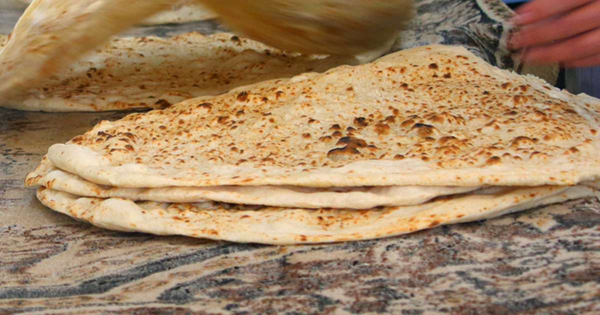 خبز الصاج المسخن