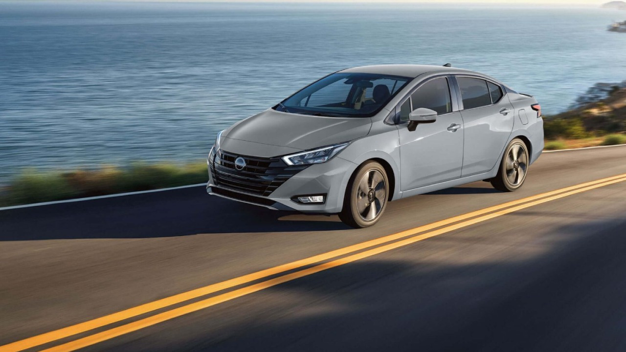 سيارة Nissan sunny 2024