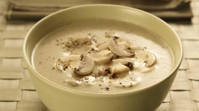 طريقة عمل شوربة المشروم بطعم رائع وخيالي