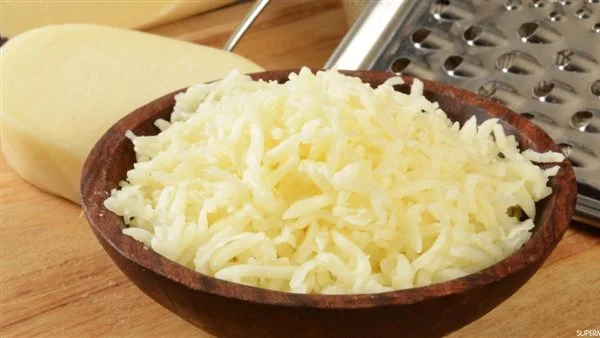 طريقة عمل الجبنة الموزاريلا بأسهل الطرق لأطول شده في الطعام