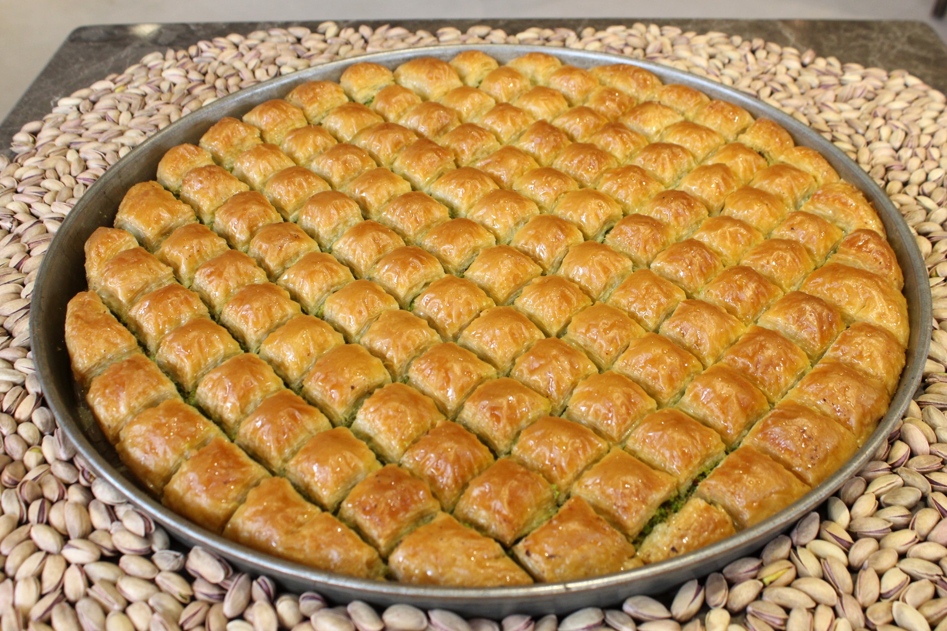 طريقة عمل البقلاوة