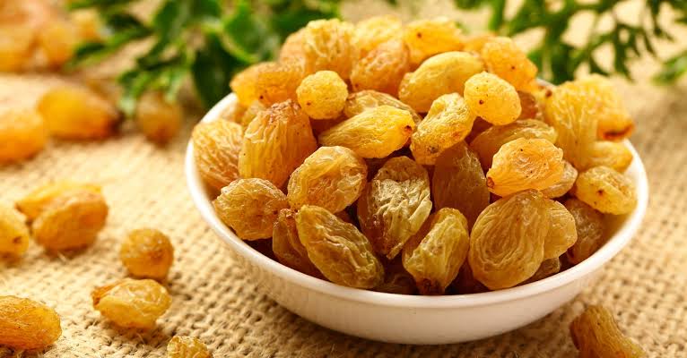 طريقة عمل الزبيب في المنزل لموسم التخزين