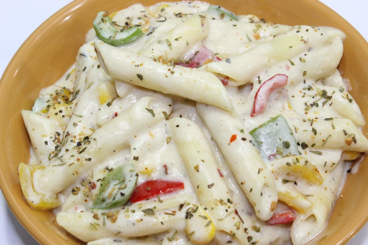 طريقة عمل المكرونة بالوايت صوص