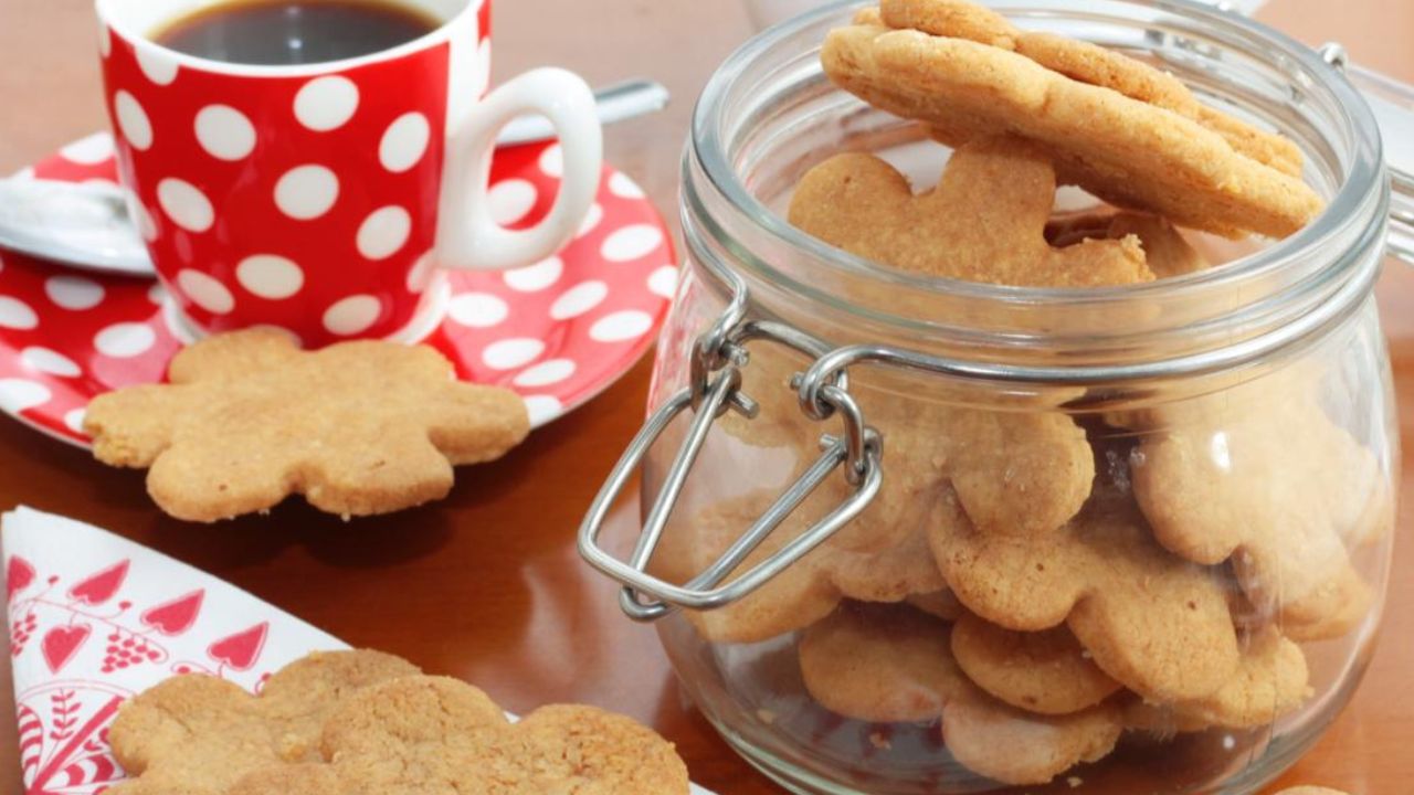 طريقة عمل بسكويت العشر دقائق