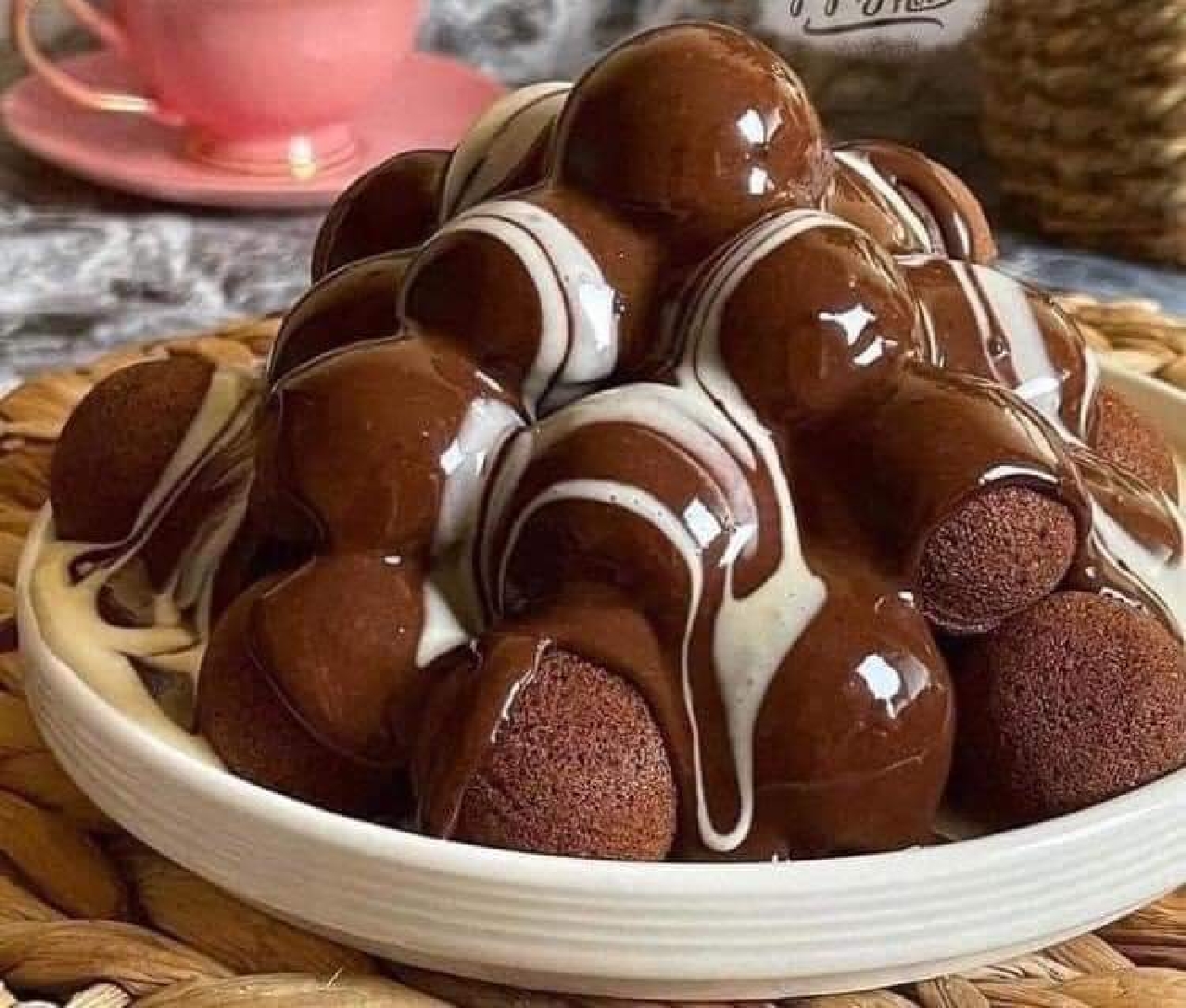 طريقة كرات كيك شوكولاته بوبوس بالشوكولاته