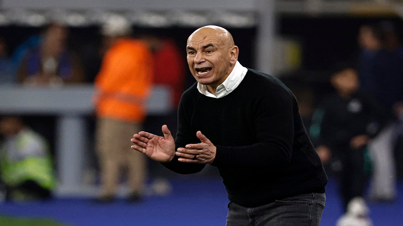 حسام حسن المدير الفنى لمنتخب مصر يعلن قائمه منتخب مصر المشاركه فى تصفيات كأس العالم