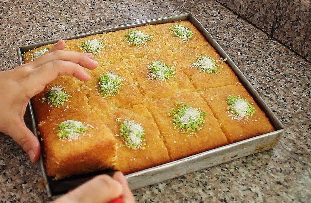 طريقة عمل كيكة الرواني