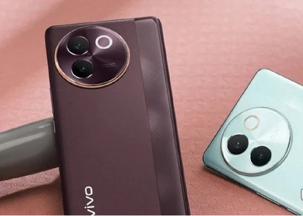 لمحبي السلفي.. مواصفات هاتف Vivo V30e الجديد بمعالج أمريكي وسعر مميز