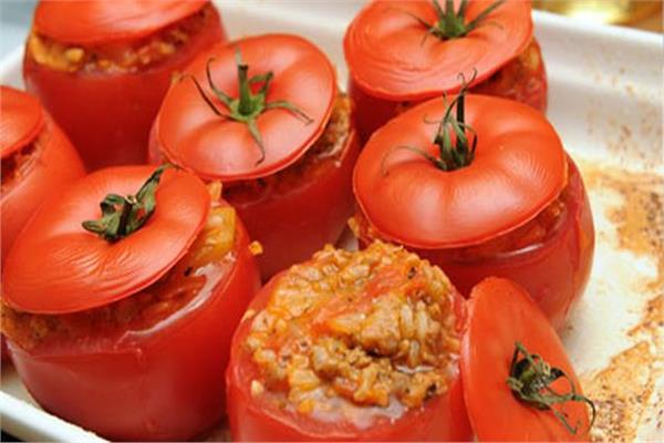 طريقة عمل محشي الطماطم بخطوات سهله