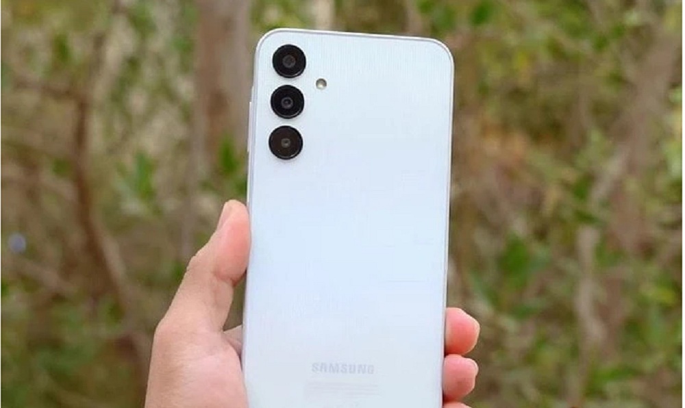 مواصفات هاتف Samsung Galaxy A25 5G بكاميرا خلفية ثلاثية وسعر رائع