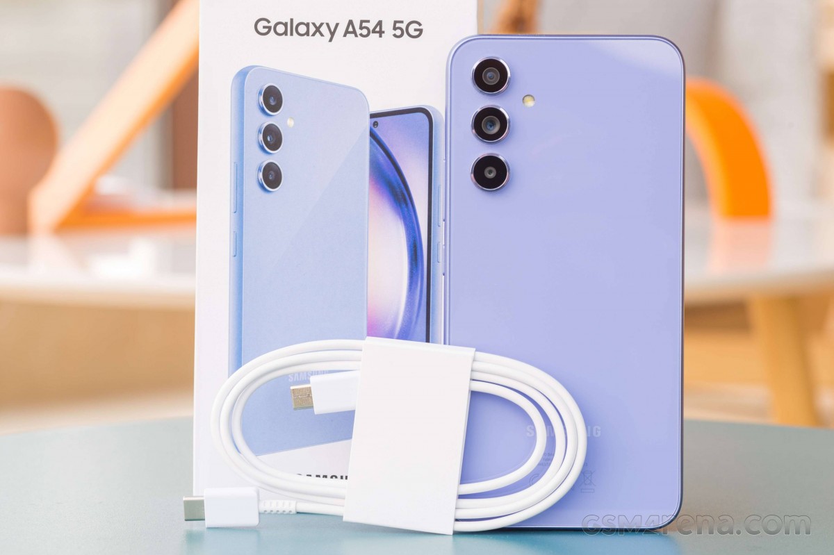 "استغل الفرصة وجدد جوالك".. عرض كبير من جرير على هاتف Samsung Galaxy A54 بخصم يصل إلى 19% من سعره الأصلي