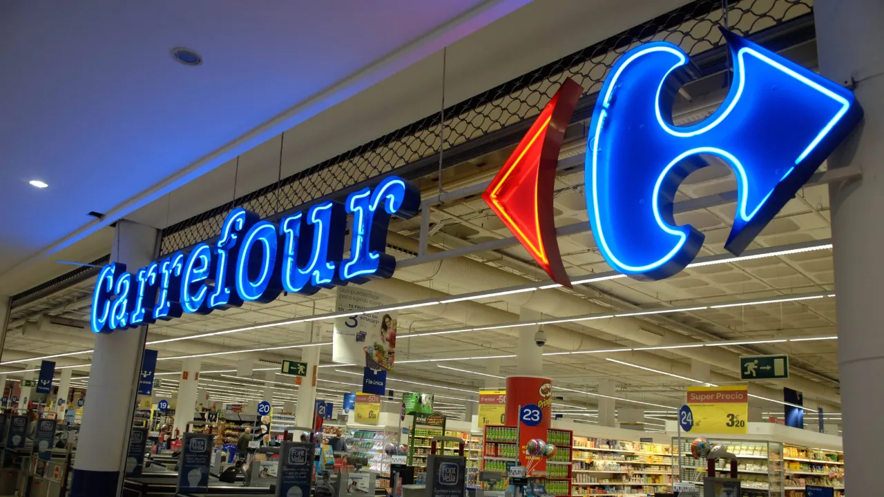 carrefourdan enflasyona karsi onlem belcikada 100 urunde fiyat donduruldu yM4A.jpg 1