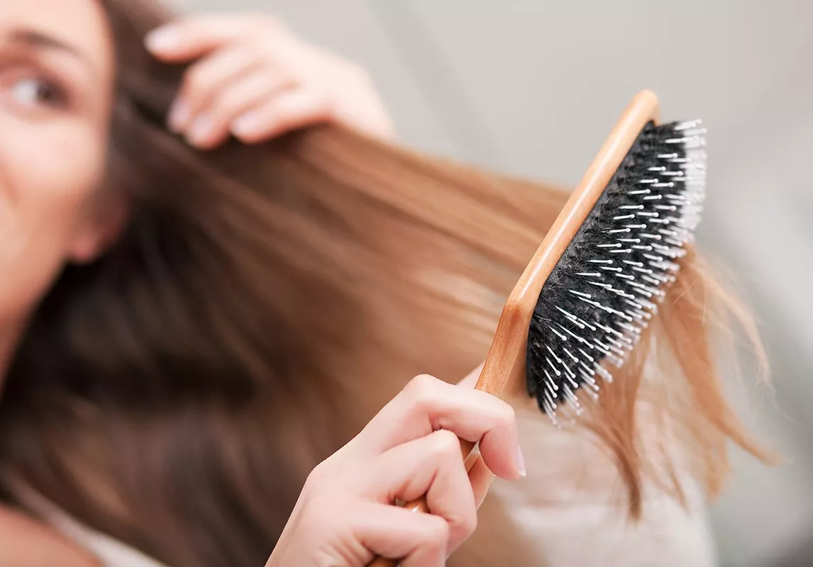 وصفات طبيعية لعلاج تساقط الشعر