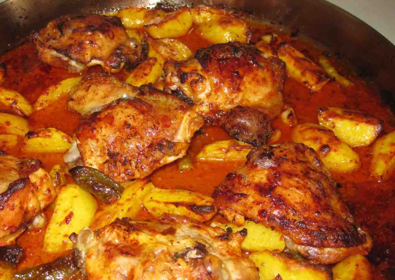 طريقة عمل صينية البطاطس بالدجاج