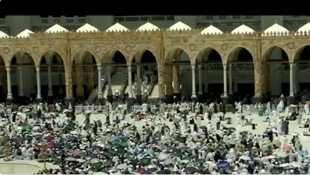 استمرار تخفيف مدة خطبتي وصلاة الجمعة في الحرمين الشريفين