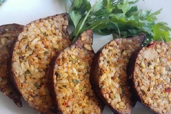 الطحال المعمر بالأرز والكفتة