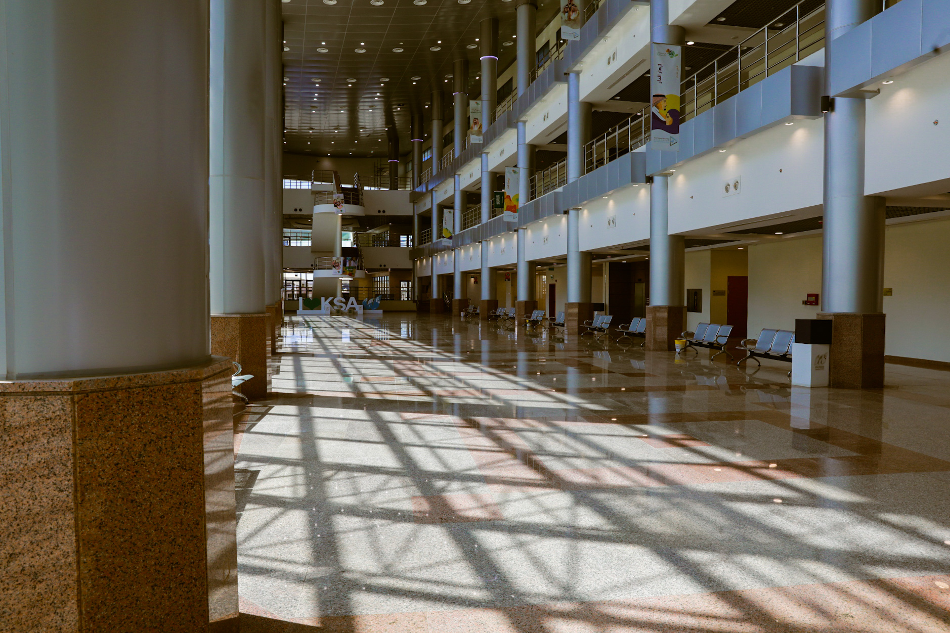 إعلان جامعة جدة عن موعد القبول للعام الجامعي الجديد 1446 الشروط والتخصصات