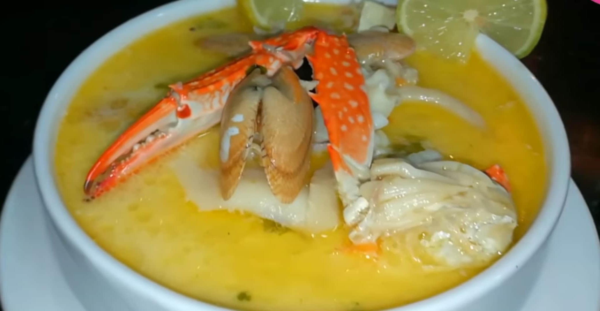 طريقة عمل شوربة السي فود في المنزل