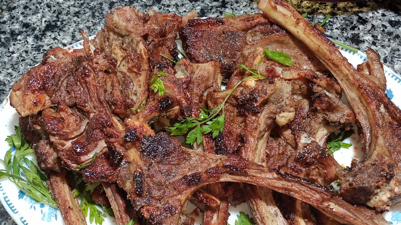 صينية ريش بدبس الرمان