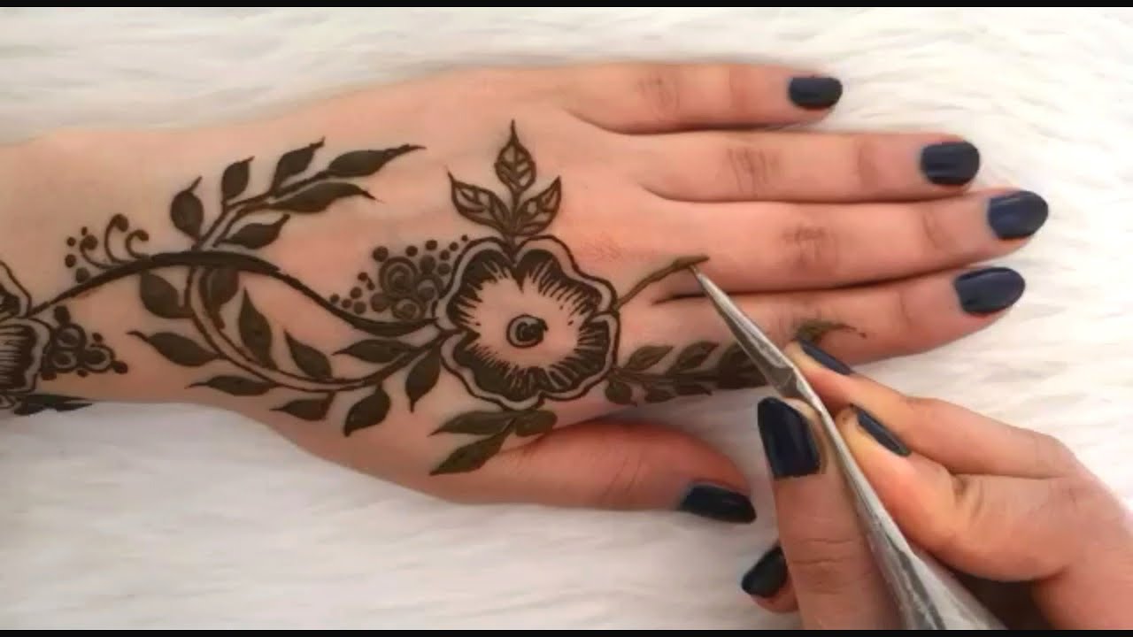طريقة رسم الحنة