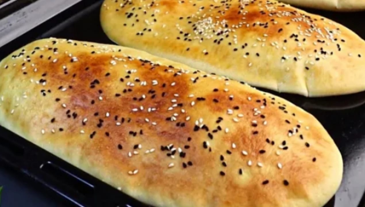 الخبز التركي المنفوخ