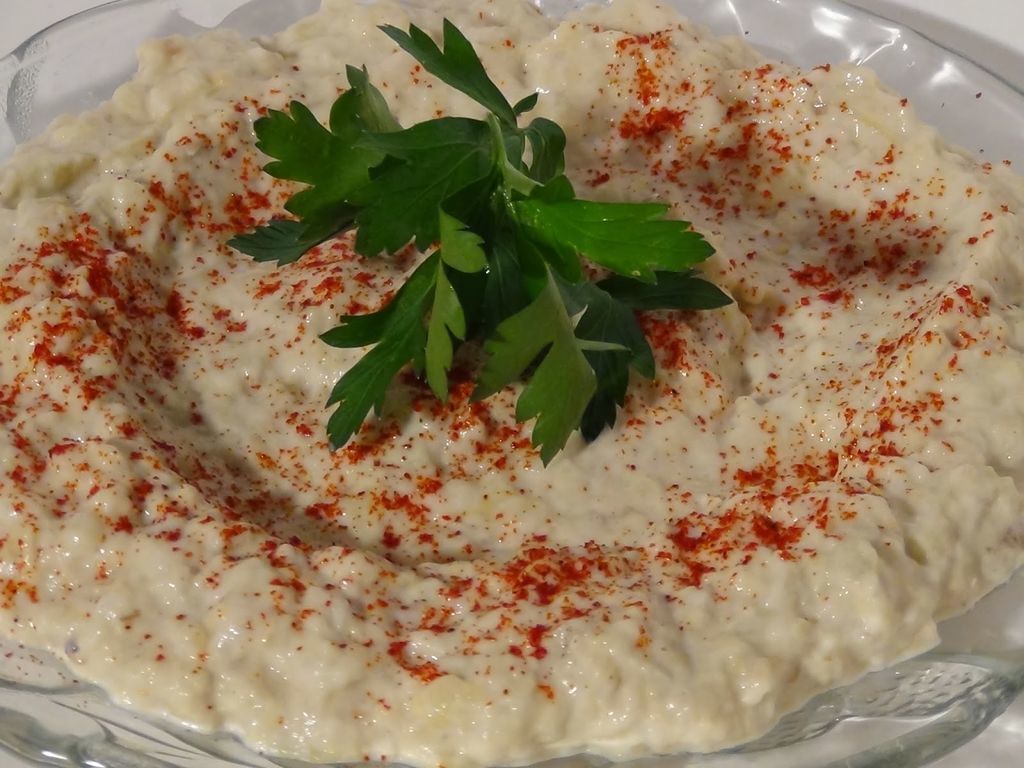 طريقة عمل بابا غنوج بالطحينة