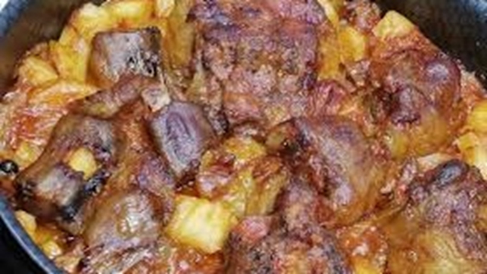 طريقة عمل طاجن العكاوي بالبصل