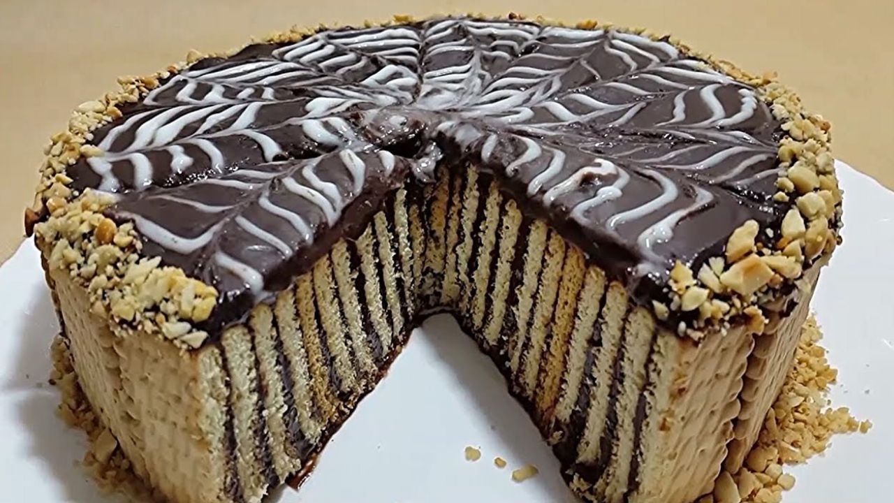 طريقة عمل كيكة البسكويت البارد