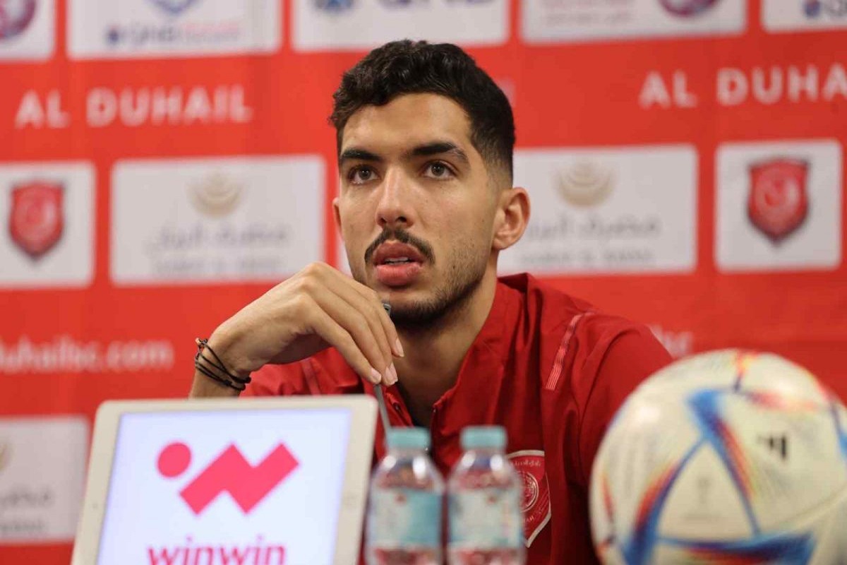 الأهلي يتعاقد رسمياً مع مدافع الدحيل القطري يوسف أيمن