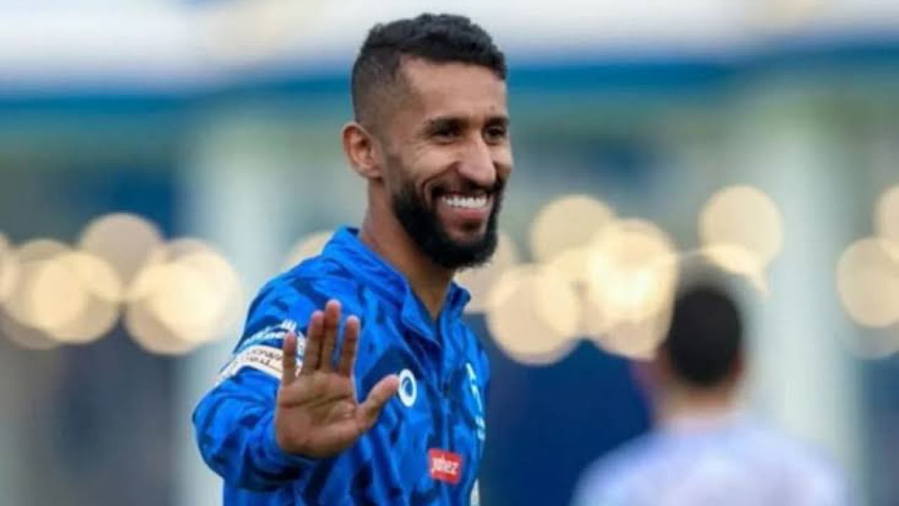 سلمان الفرج ينضم إلى نادي نيوم السعودي رفقة اللاعب أحمد حجازي
