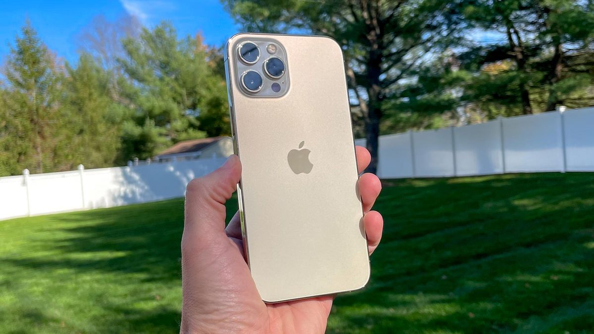 بخصم 1200 ريال.. عرض مكتبة جرير على هاتف iPhone 12 Pro Max فرصة لا تُعوض