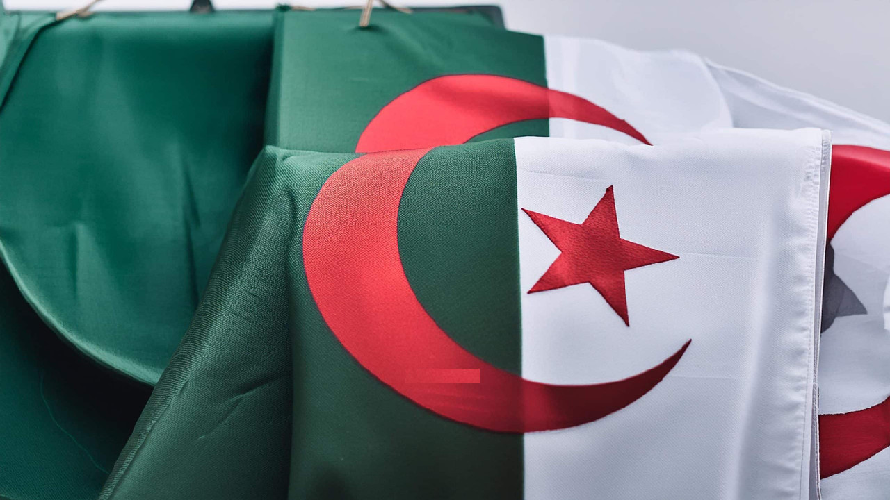 خطوات التسجيل في منصة توظيف الأساتذة المتعاقدين بالجزائر 2024