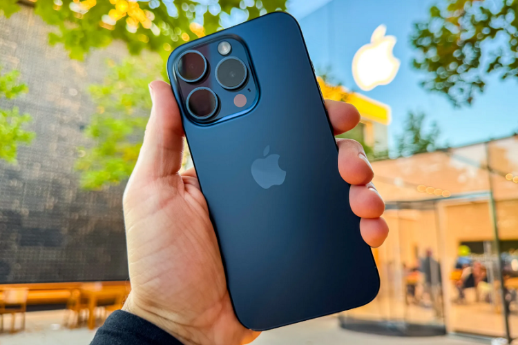 سعر هاتف iPhone 15 Pro