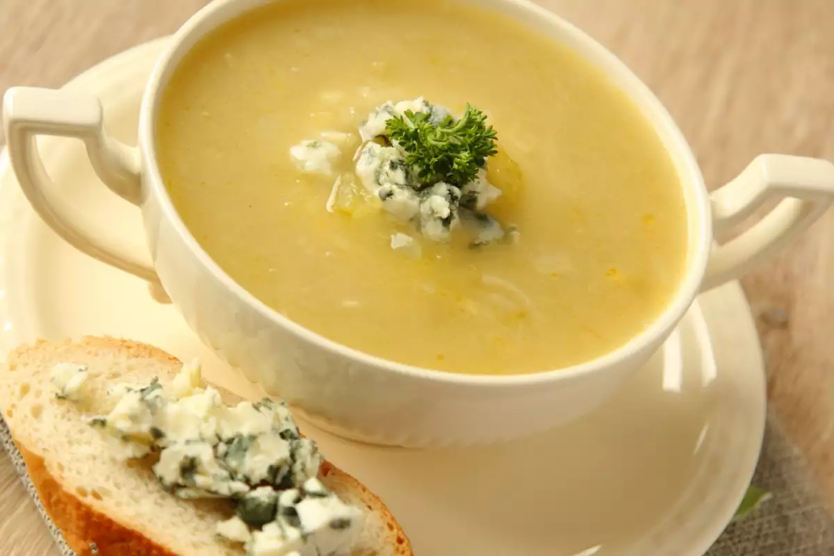 شوربة البصل