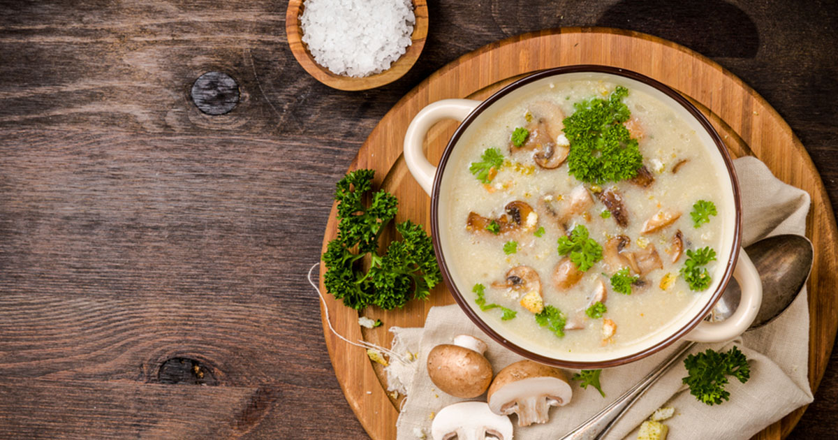 طريقة عمل شوربة المشروم بالخضار بمذاق لذيذ