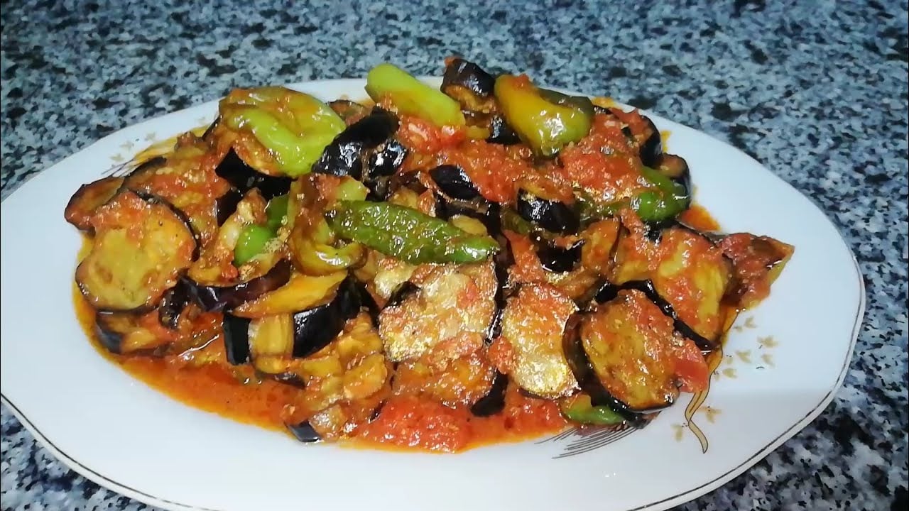 طريقة عمل المسقعة 1
